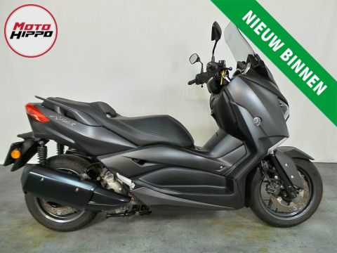 Yamaha XMAX 300