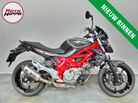 Suzuki SFV 650 GLADIUS