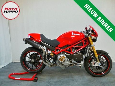 Ducati MONSTER S4 RS